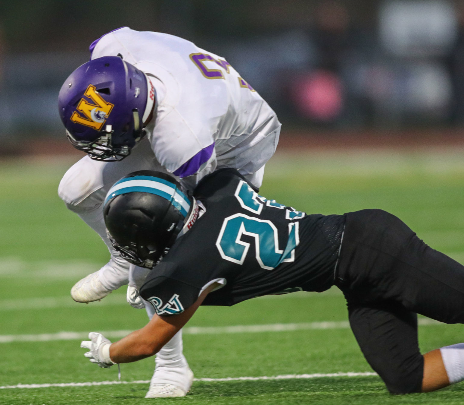 090619 FB Pioneer vs Righetti 17.jpg